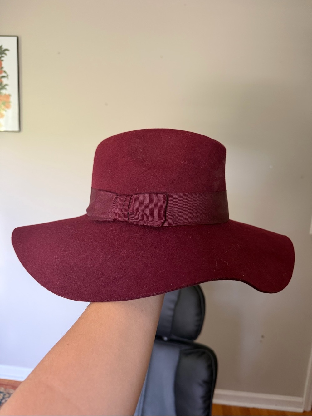 Women's Wide Brim Felt Fedora Hat - Burgundy